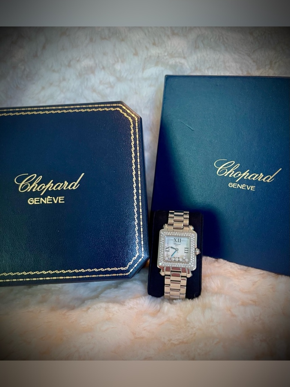 Chopard Happy Diamonds Women's Watch with Diamond Bezel - Picture 6 of 15